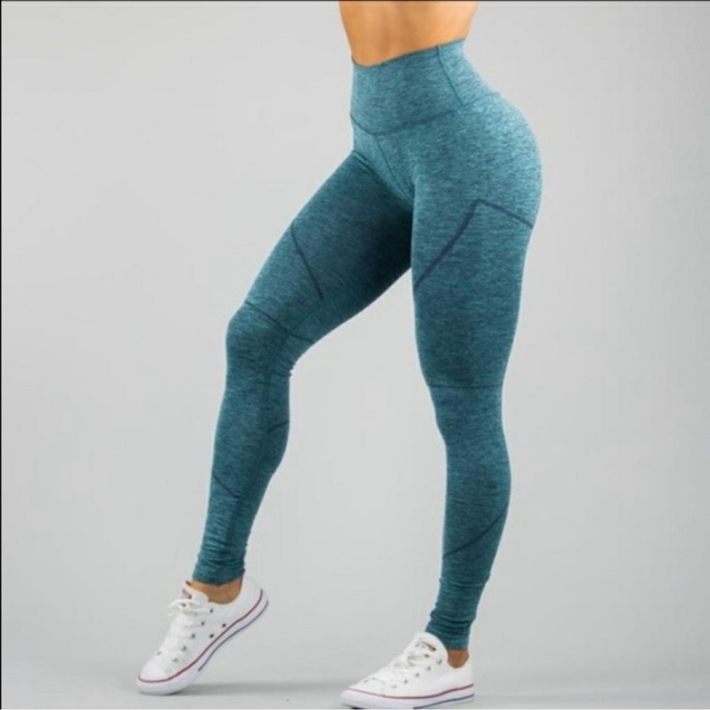 Alphalete Leggings